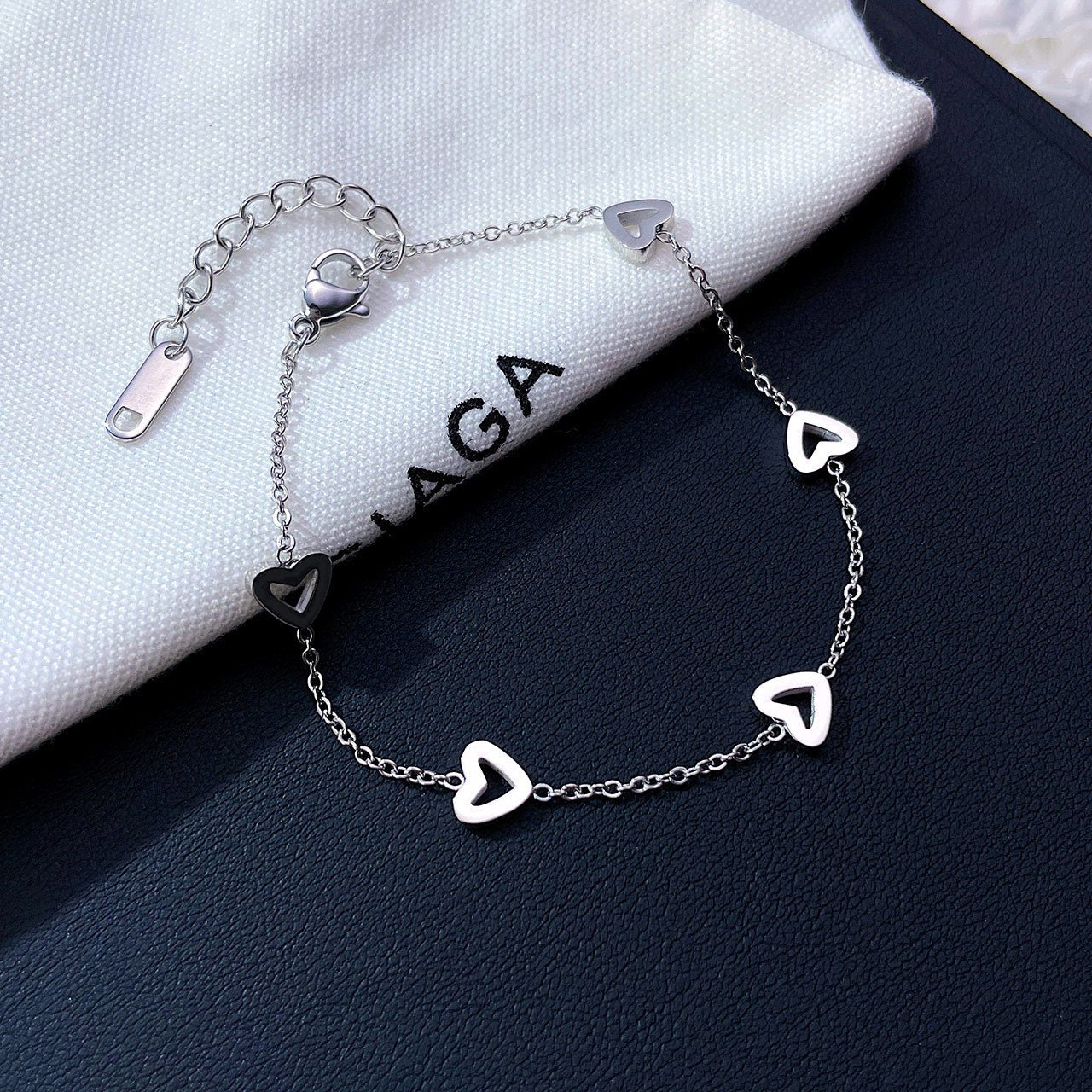 Hearts Strand Bracelet - The Silver Goose SA