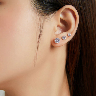 Dazzling Minimalist Stud Earrings - The Silver Goose SA