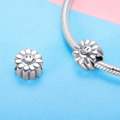 Smiling Sunflower Charm - The Silver Goose SA