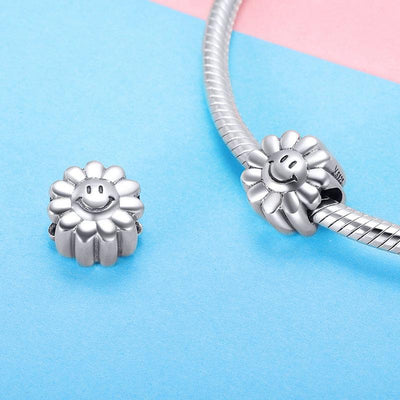 Smiling Sunflower Charm - The Silver Goose SA