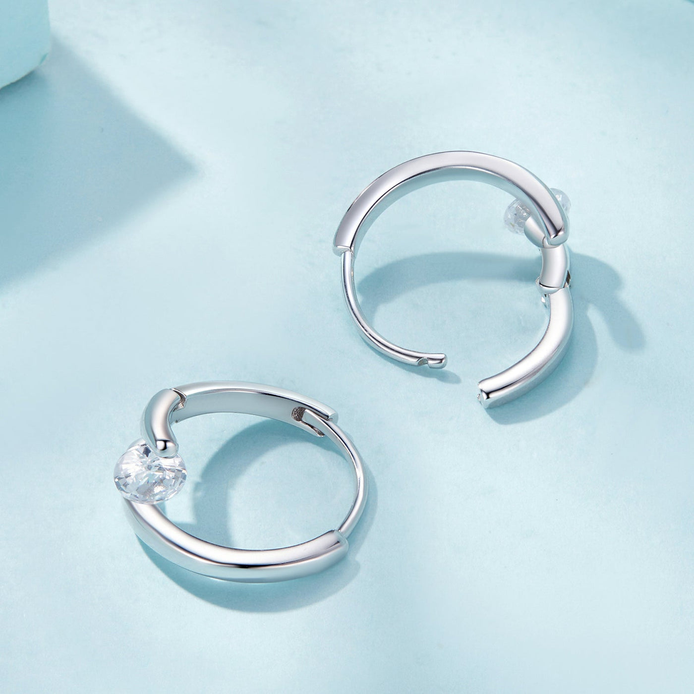 Solitaire Round Hoop Earrings - The Silver Goose SA