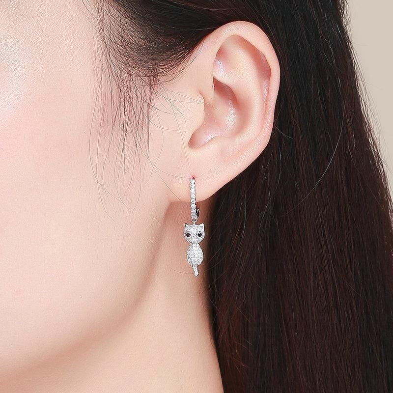 Sparkling Cat Dangle Earrings - The Silver Goose SA