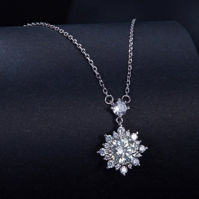 Taylor Moissanite Pendant Necklace - The Silver Goose SA