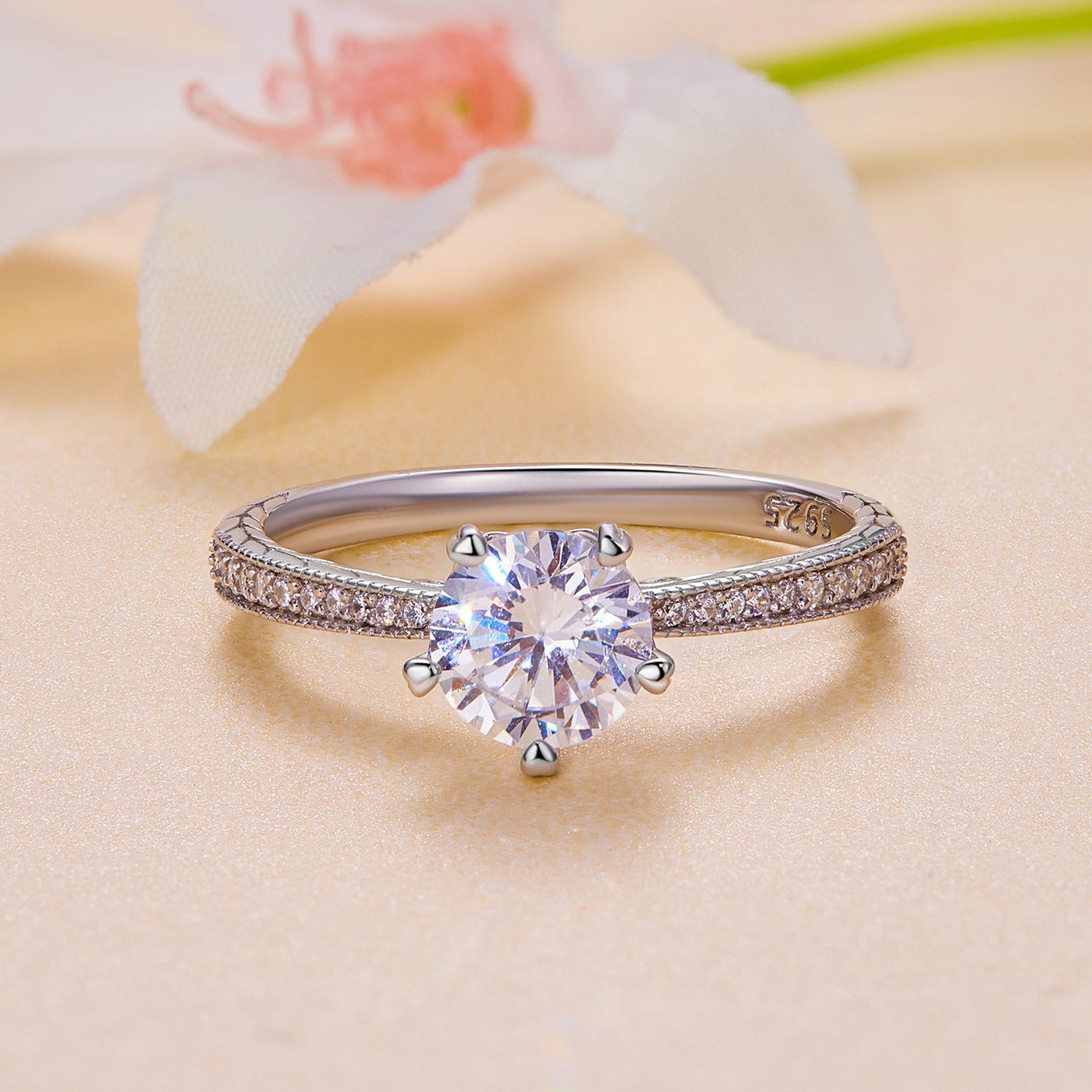 Unesca Moissanite Ring - The Silver Goose SA